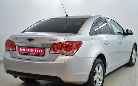 Chevrolet Cruze II, 2011 год, 715 000 рублей, 4 фотография