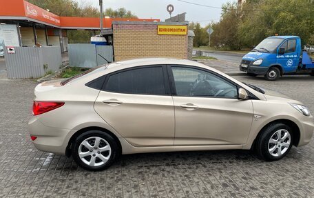 Hyundai Solaris II рестайлинг, 2012 год, 850 000 рублей, 2 фотография