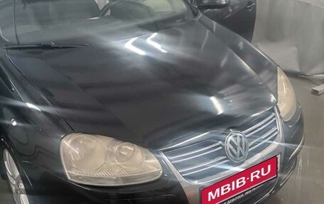 Volkswagen Jetta VI, 2006 год, 700 000 рублей, 10 фотография