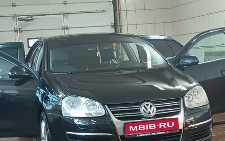 Volkswagen Jetta VI, 2006 год, 700 000 рублей, 13 фотография