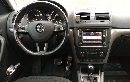 Skoda Yeti I рестайлинг, 2015 год, 1 690 000 рублей, 3 фотография