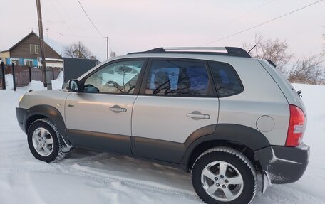 Hyundai Tucson III, 2007 год, 1 000 000 рублей, 6 фотография