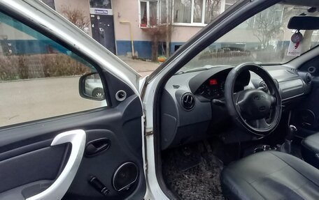 Dacia Logan I, 2011 год, 760 000 рублей, 6 фотография