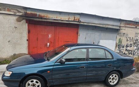 Toyota Carina, 1997 год, 397 000 рублей, 1 фотография