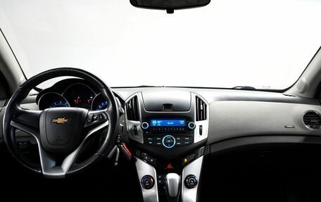 Chevrolet Cruze II, 2013 год, 830 000 рублей, 9 фотография