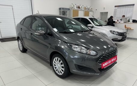 Ford Fiesta, 2018 год, 950 000 рублей, 3 фотография