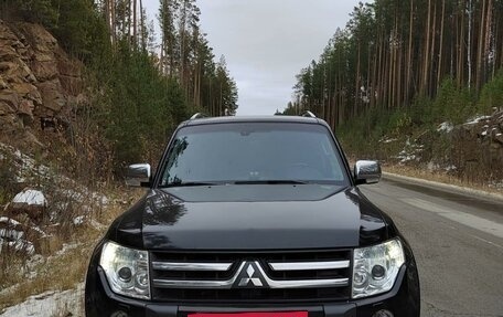 Mitsubishi Pajero IV, 2010 год, 3 100 000 рублей, 2 фотография