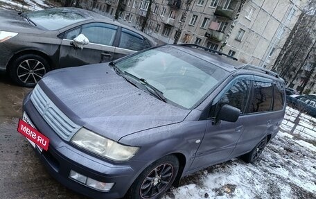 Mitsubishi Space Wagon III, 1999 год, 380 000 рублей, 15 фотография