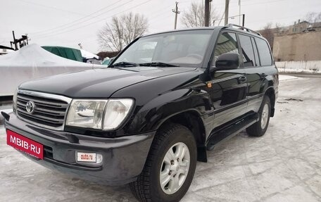 Toyota Land Cruiser 100 рестайлинг 2, 2004 год, 2 350 000 рублей, 11 фотография