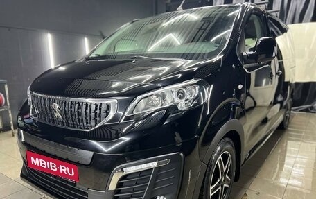 Peugeot Traveller I, 2022 год, 5 100 000 рублей, 3 фотография