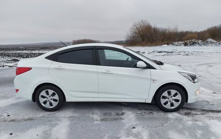 Hyundai Solaris II рестайлинг, 2016 год, 1 140 000 рублей, 3 фотография