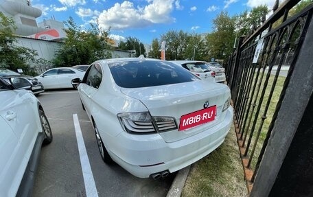 BMW 5 серия, 2012 год, 1 900 000 рублей, 3 фотография