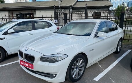 BMW 5 серия, 2012 год, 1 900 000 рублей, 2 фотография