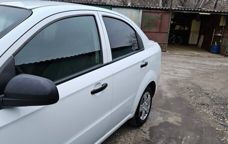 Chevrolet Aveo III, 2010 год, 520 000 рублей, 4 фотография