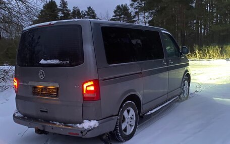 Volkswagen Caravelle T5, 2011 год, 1 325 000 рублей, 3 фотография