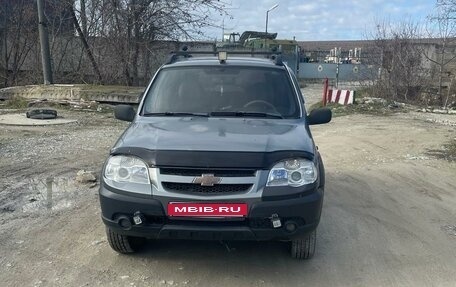 Chevrolet Niva I рестайлинг, 2009 год, 500 000 рублей, 8 фотография