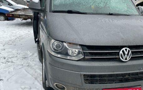 Volkswagen Caravelle T5, 2011 год, 1 325 000 рублей, 16 фотография