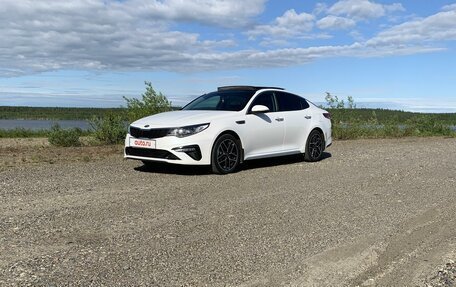 KIA Optima IV, 2019 год, 2 500 000 рублей, 3 фотография