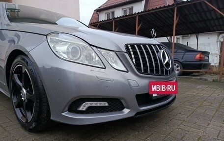 Mercedes-Benz E-Класс, 2009 год, 1 585 000 рублей, 2 фотография