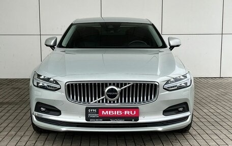 Volvo S90 II рестайлинг, 2021 год, 3 799 000 рублей, 2 фотография