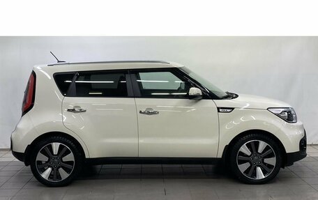 KIA Soul II рестайлинг, 2017 год, 1 550 000 рублей, 4 фотография