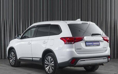 Mitsubishi Outlander III рестайлинг 3, 2019 год, 2 600 000 рублей, 2 фотография