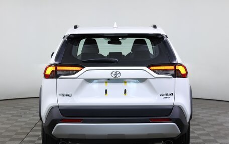 Toyota RAV4, 2024 год, 5 200 000 рублей, 6 фотография