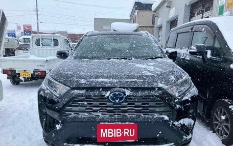 Toyota RAV4, 2021 год, 2 407 000 рублей, 2 фотография