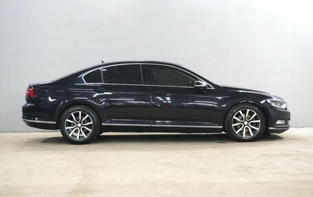 Volkswagen Passat B8 рестайлинг, 2016 год, 1 768 000 рублей, 5 фотография