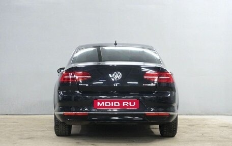 Volkswagen Passat B8 рестайлинг, 2016 год, 1 768 000 рублей, 7 фотография