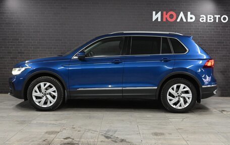 Volkswagen Tiguan II, 2022 год, 3 850 000 рублей, 7 фотография