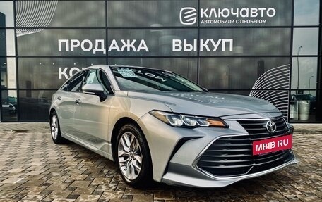 Toyota Avalon, 2022 год, 4 900 000 рублей, 3 фотография