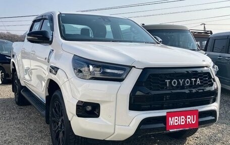 Toyota Hilux VIII, 2022 год, 4 300 000 рублей, 2 фотография