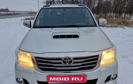 Toyota Hilux VII, 2012 год, 2 200 000 рублей, 3 фотография