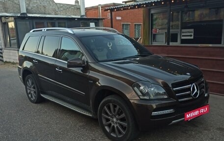 Mercedes-Benz GL-Класс, 2011 год, 2 450 000 рублей, 10 фотография