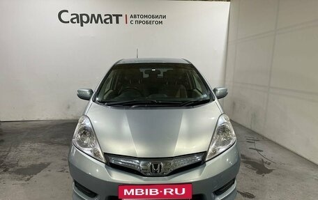 Honda Fit Shuttle I рестайлинг, 2012 год, 1 000 000 рублей, 2 фотография