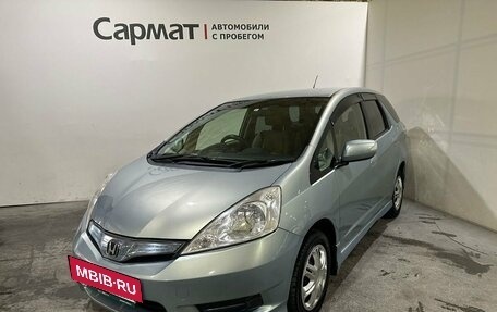 Honda Fit Shuttle I рестайлинг, 2012 год, 1 000 000 рублей, 3 фотография