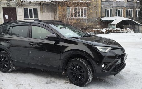 Toyota RAV4, 2016 год, 2 800 000 рублей, 8 фотография