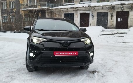 Toyota RAV4, 2016 год, 2 800 000 рублей, 9 фотография