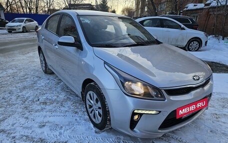 KIA Rio IV, 2019 год, 1 365 000 рублей, 3 фотография