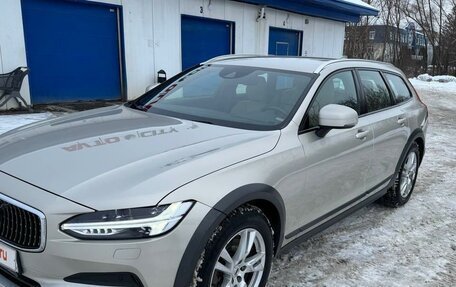 Volvo V90 Cross Country I рестайлинг, 2018 год, 2 550 000 рублей, 2 фотография