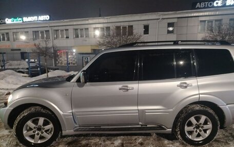 Mitsubishi Pajero III рестайлинг, 2005 год, 700 000 рублей, 8 фотография