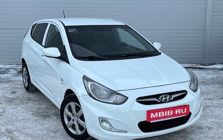 Hyundai Solaris II рестайлинг, 2013 год, 750 000 рублей, 3 фотография