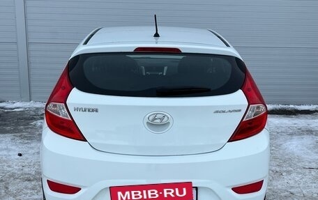 Hyundai Solaris II рестайлинг, 2013 год, 750 000 рублей, 6 фотография