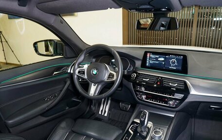 BMW 5 серия, 2021 год, 5 600 000 рублей, 13 фотография