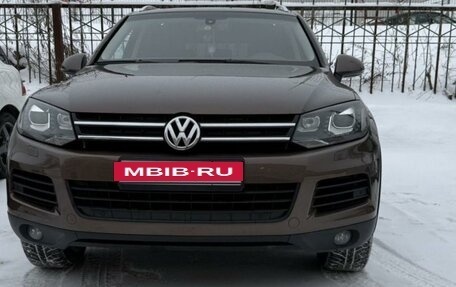 Volkswagen Touareg III, 2012 год, 1 950 000 рублей, 7 фотография