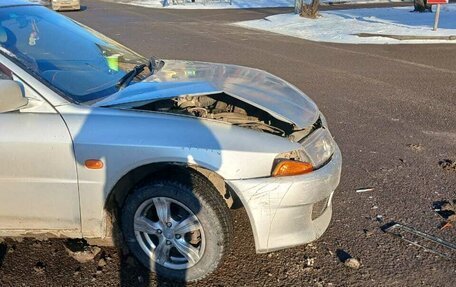 Mitsubishi Lancer VII, 2000 год, 180 000 рублей, 4 фотография