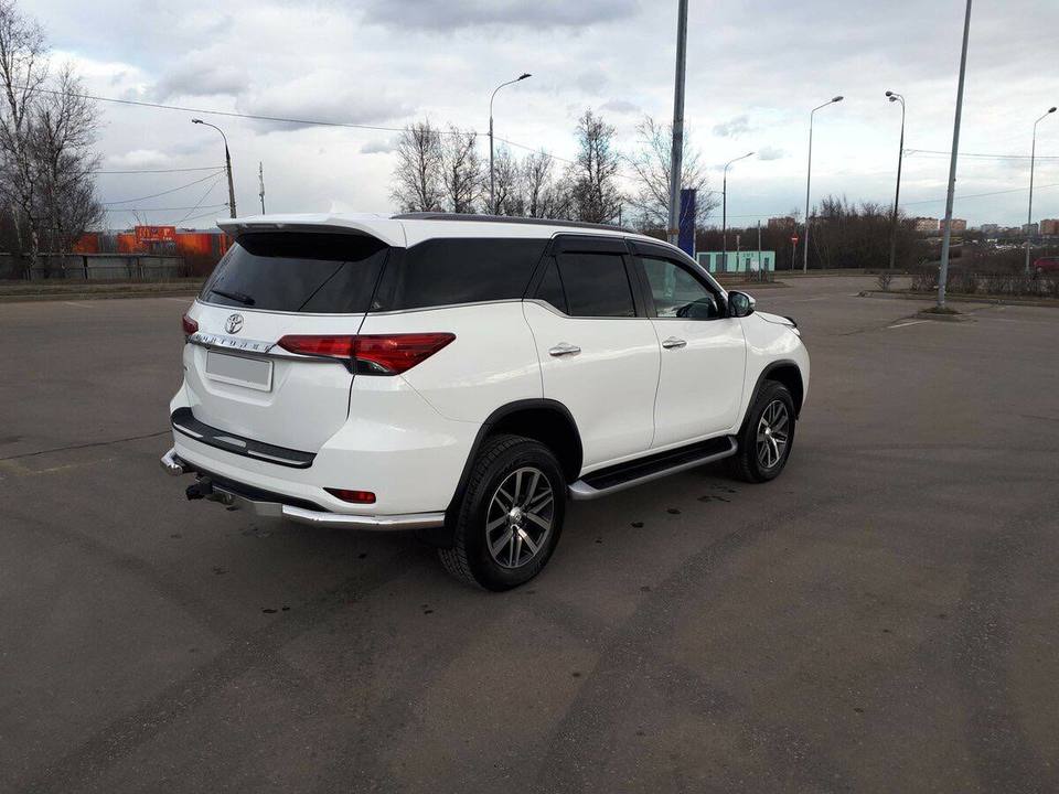 Toyota Fortuner II, 2018 год, 900 000 рублей, 11 фотография