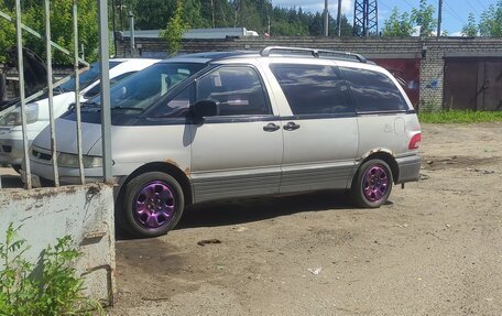 Toyota Estima III рестайлинг -2, 1991 год, 215 000 рублей, 2 фотография