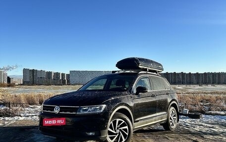 Volkswagen Tiguan II, 2018 год, 2 900 000 рублей, 1 фотография